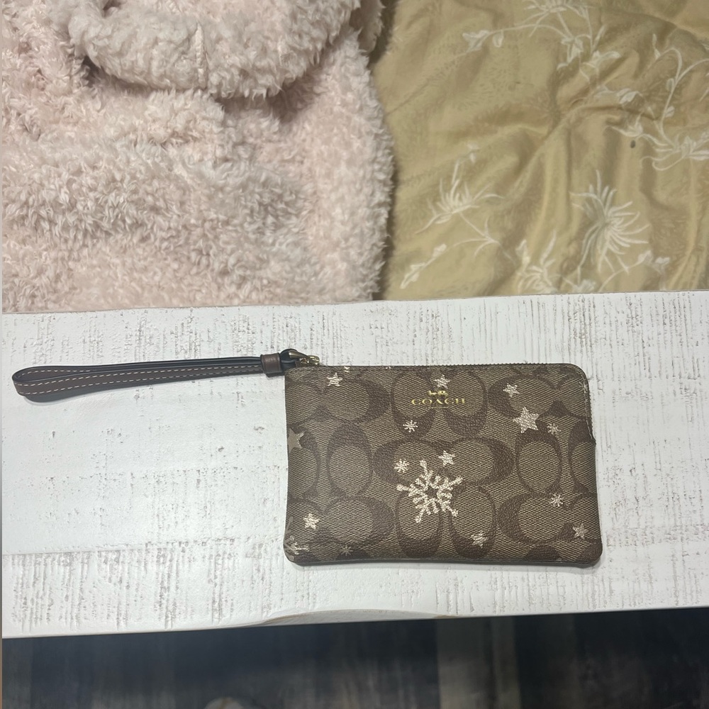 Coach Zip Wristlet in Signature Canvas with Star and Snowflake Print